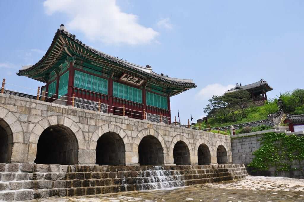 Resultado de imagen de 1. Suwon y la Fortaleza Hwaseong