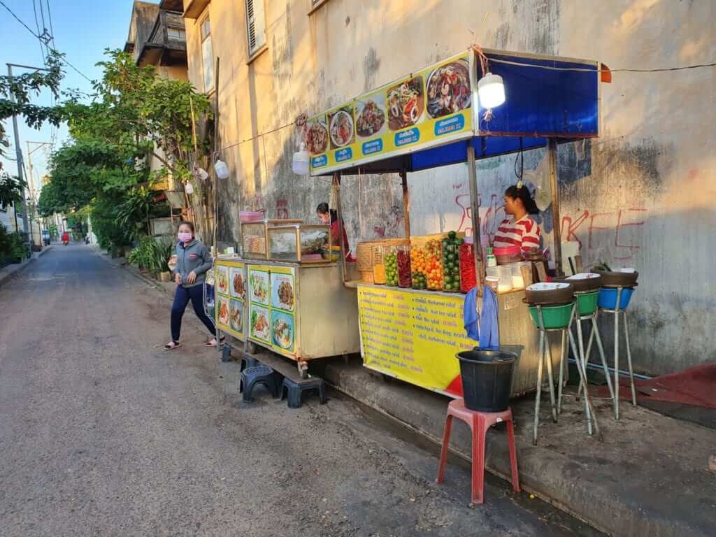 comer en Vientiane